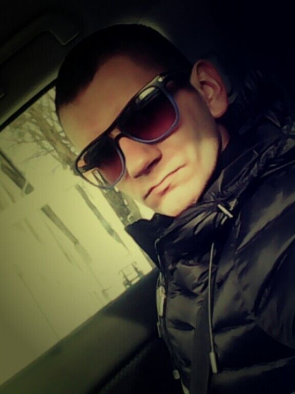  ,   Andrej, 36 ,   ,   , c 
