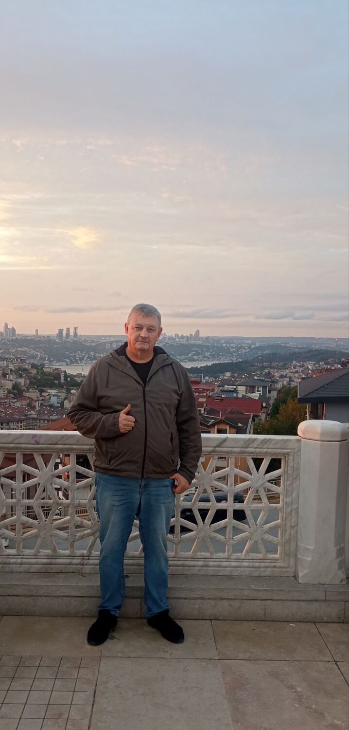  ,   Veaceslav, 51 ,   c 