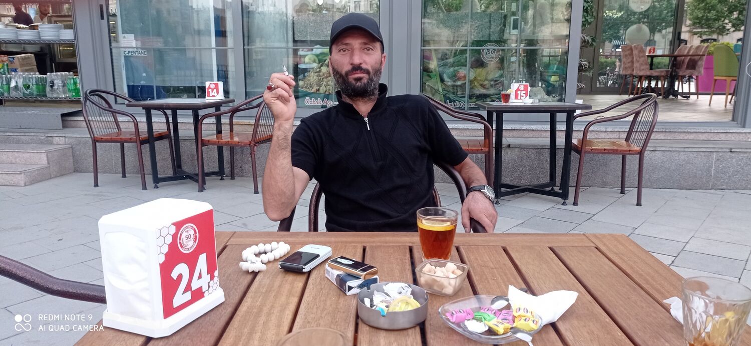  30108135  Araz, 44 ,    