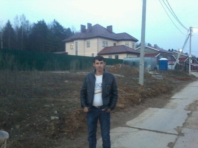  15354575  Sherali, 42 ,    