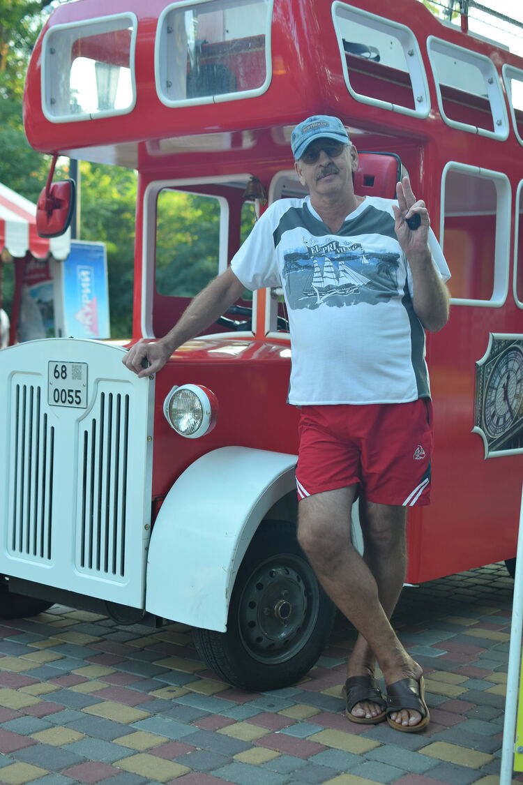  ,   Sergey, 60 ,   ,   