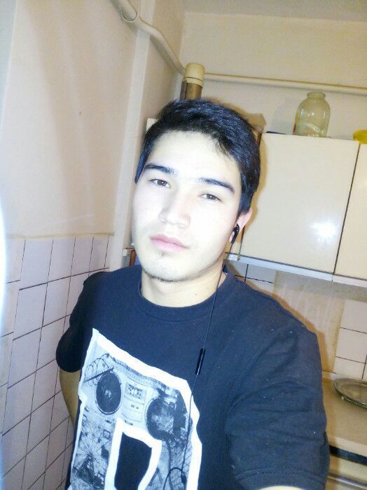  33234665  Muhammad, 27 ,    