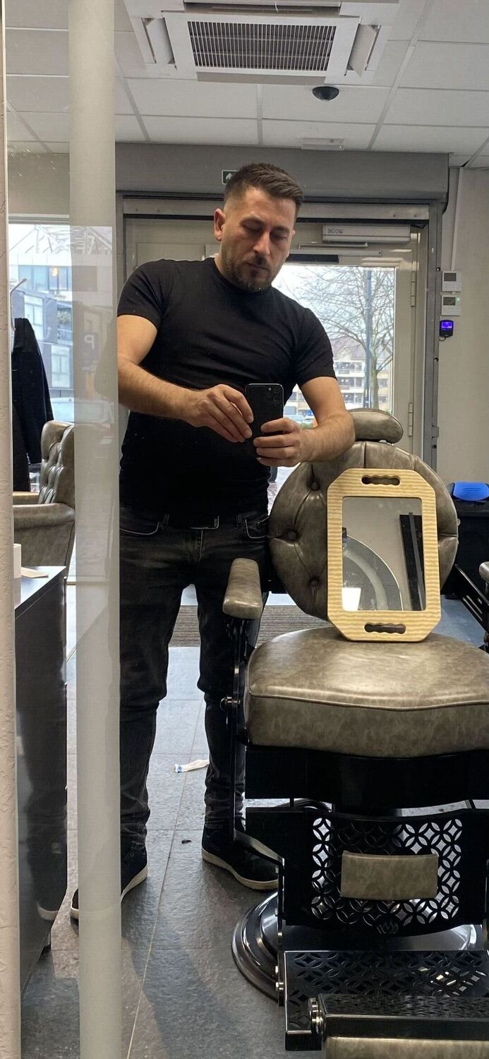 ���� 56037725 ������� Burak, 37 ���, ���� ���������� � Zonhoven