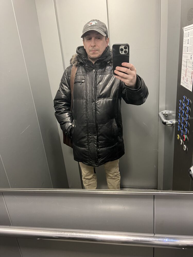  49661835  , 42 ,    