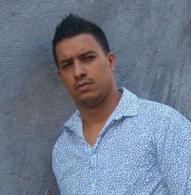  ,   Denis, 31 ,   