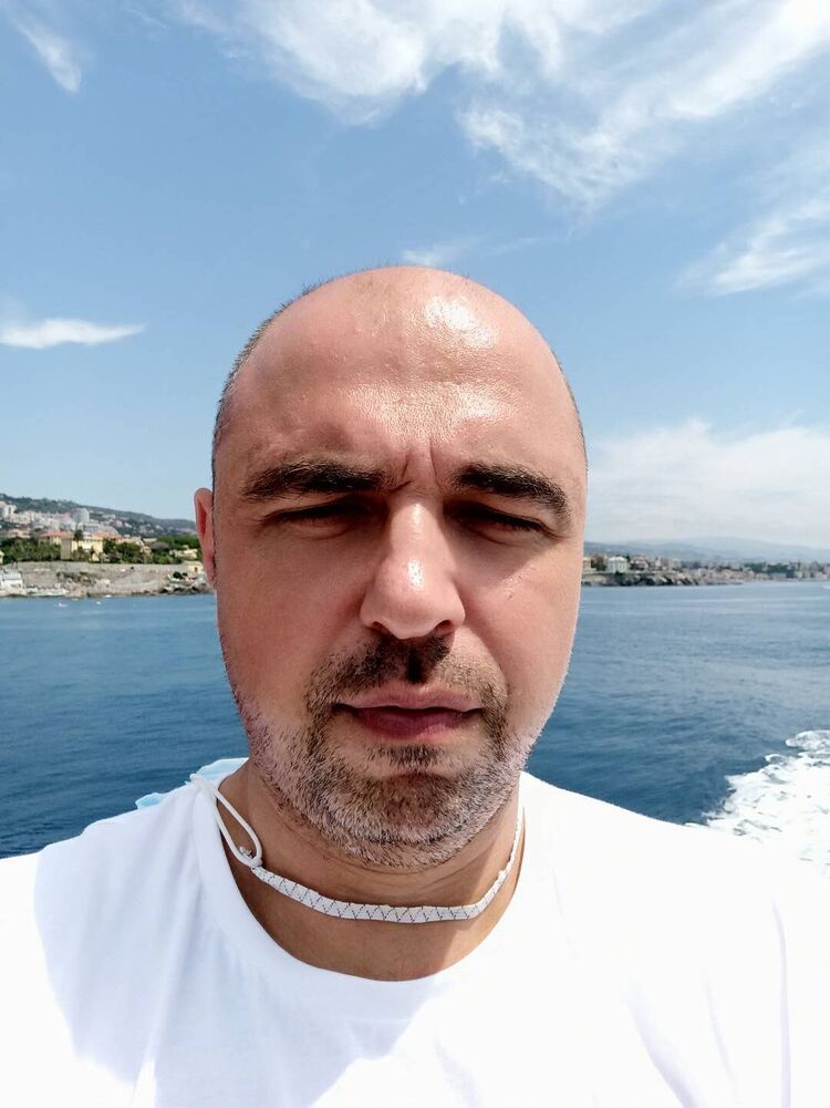  35978635  Ivan, 45 ,    