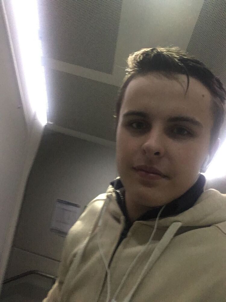  38145335  , 21 ,     