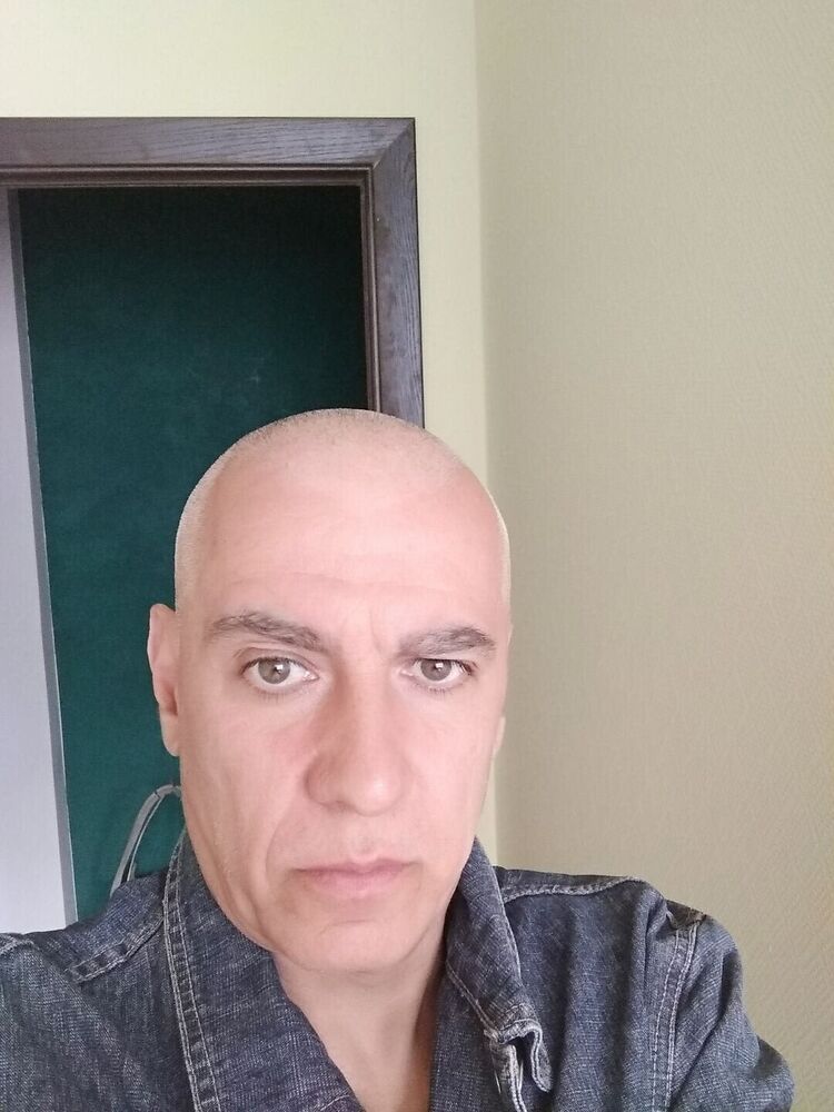  44237565  , 57 ,    