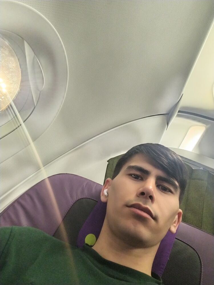  53786175  Otash, 25 ,    