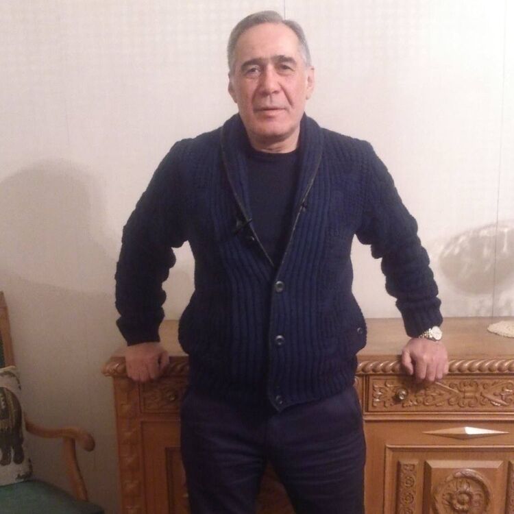  7097785  Zaza, 70 ,    