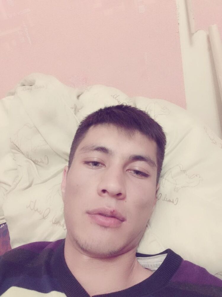  52554365  Islambek, 29 ,    