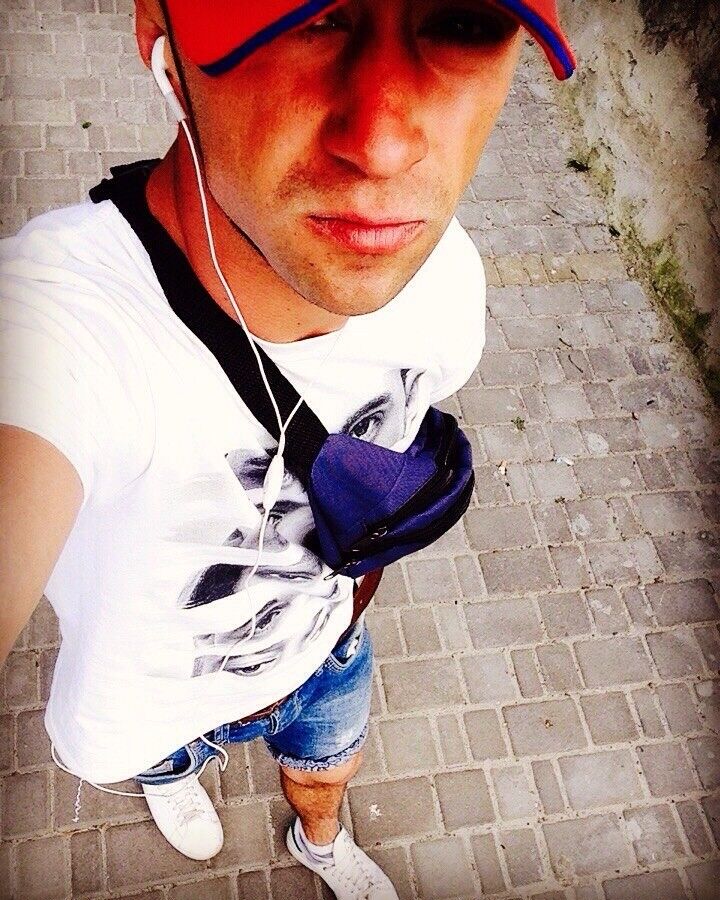  15397545  Maks, 33 ,    