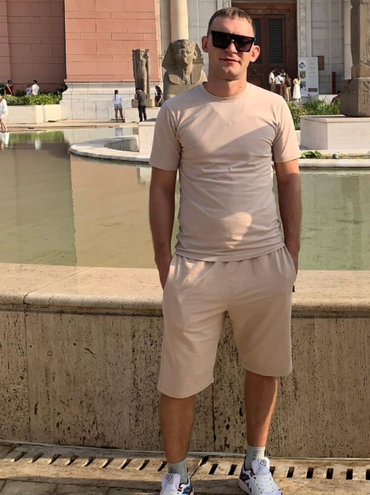  54206075  , 32 ,    -