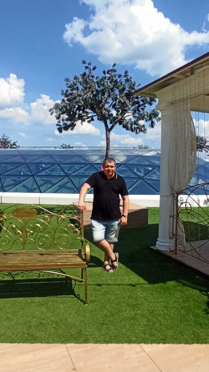  37543325  , 44 ,     