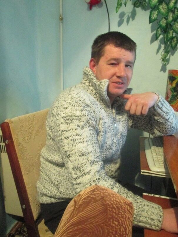  9235445  Lyjney, 39 ,    -
