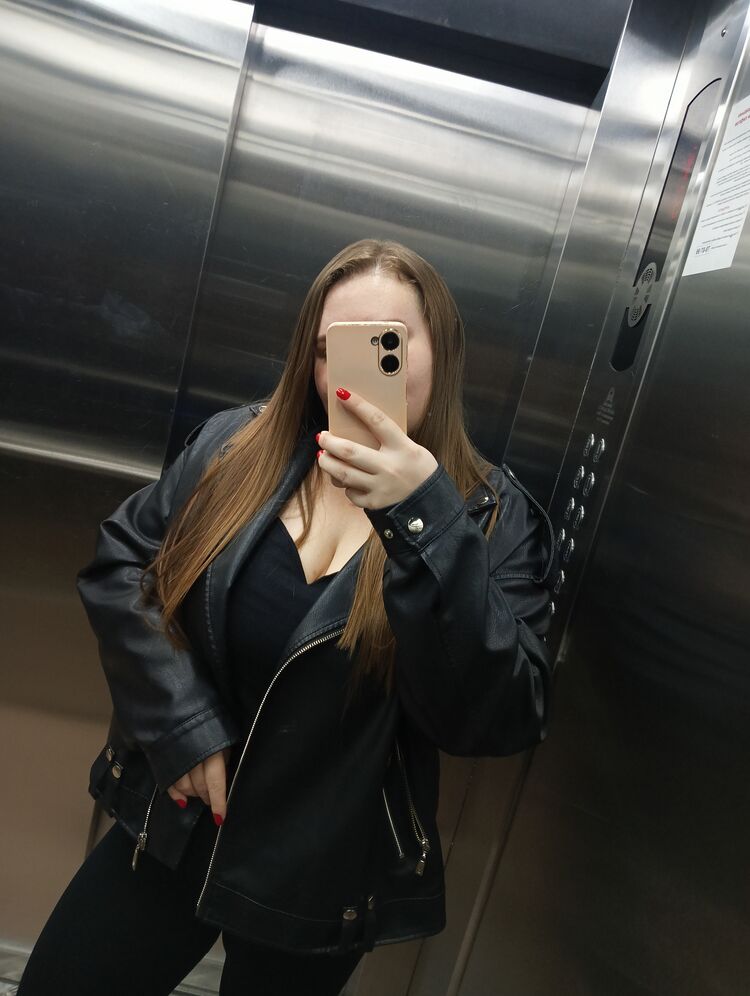  47683095  , 28 ,    