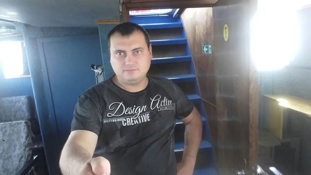  32548325  , 39 ,    