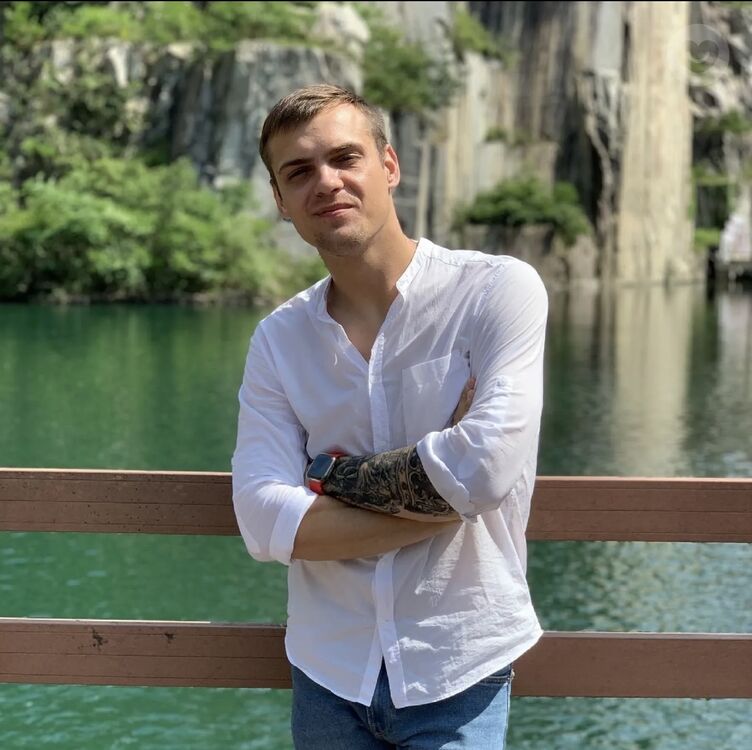  Yesan,   Slava, 36 ,   ,   