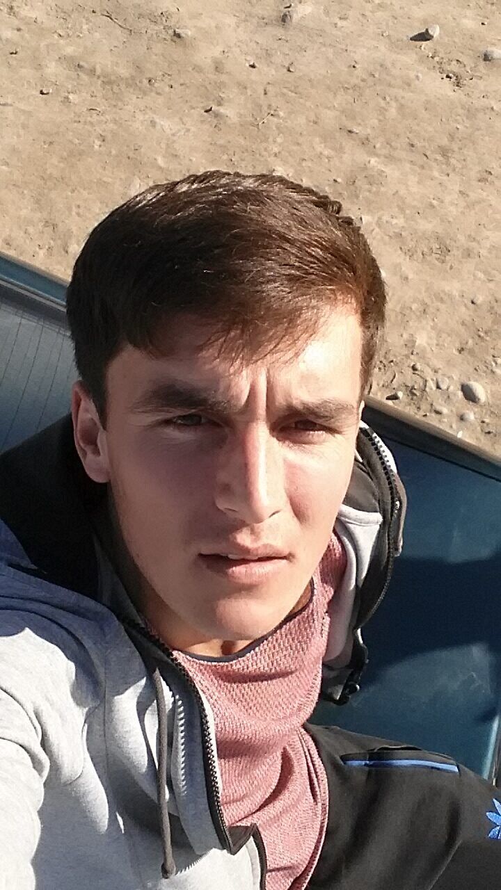  ,   Sharif, 31 ,   c 