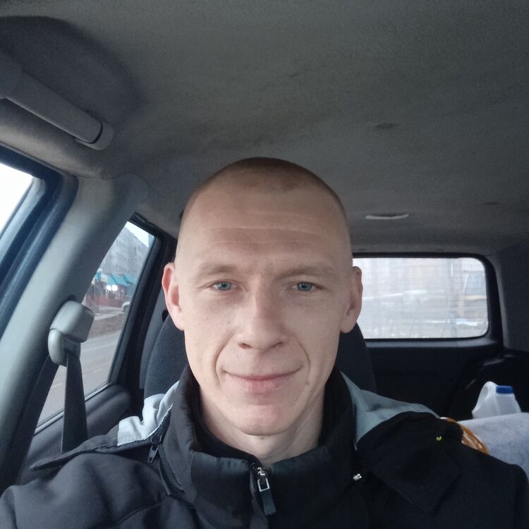  46187305  , 32 ,    