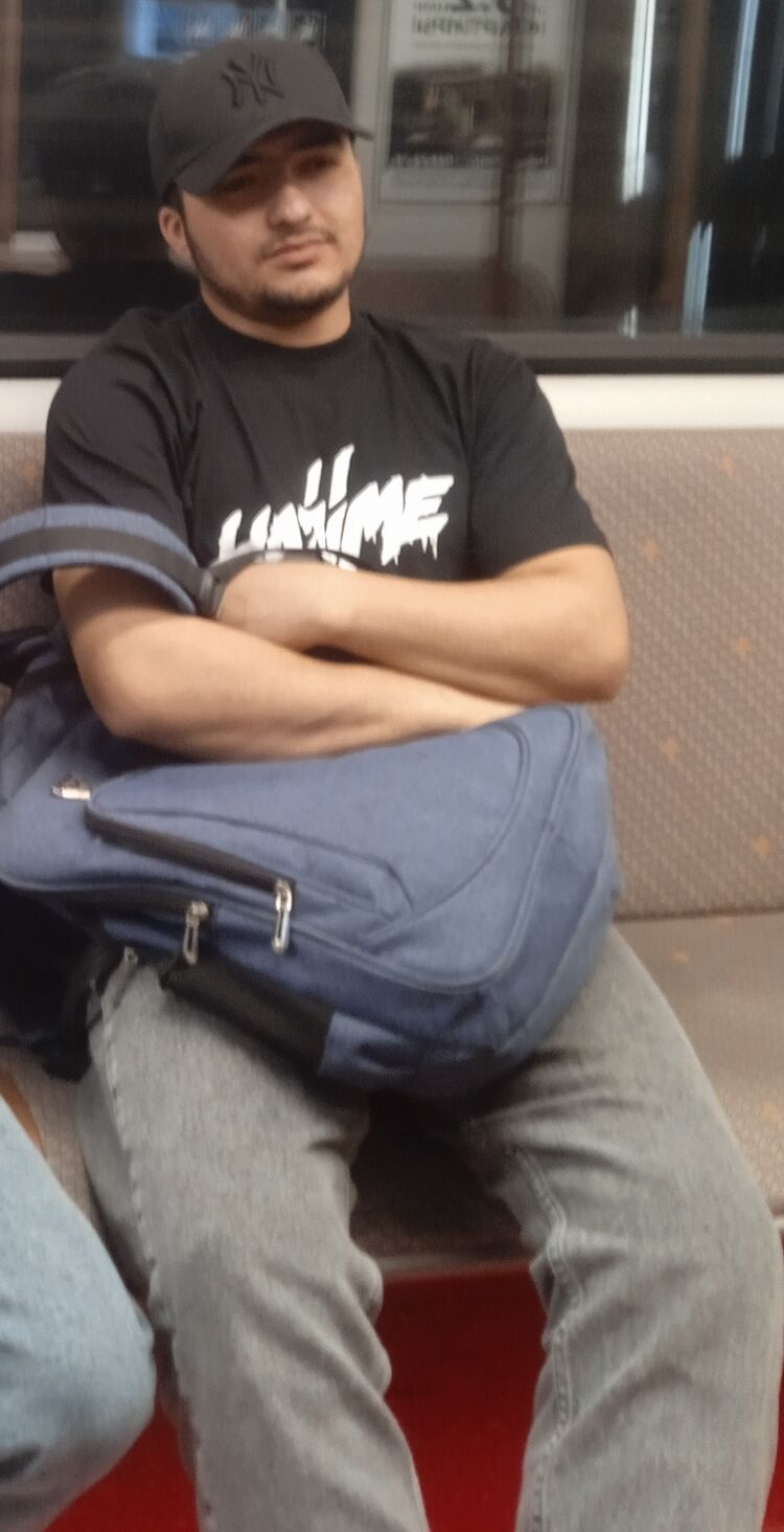  42966025  , 26 ,    