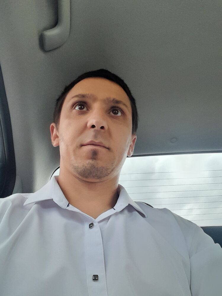  ,   Aziz, 33 ,   ,   