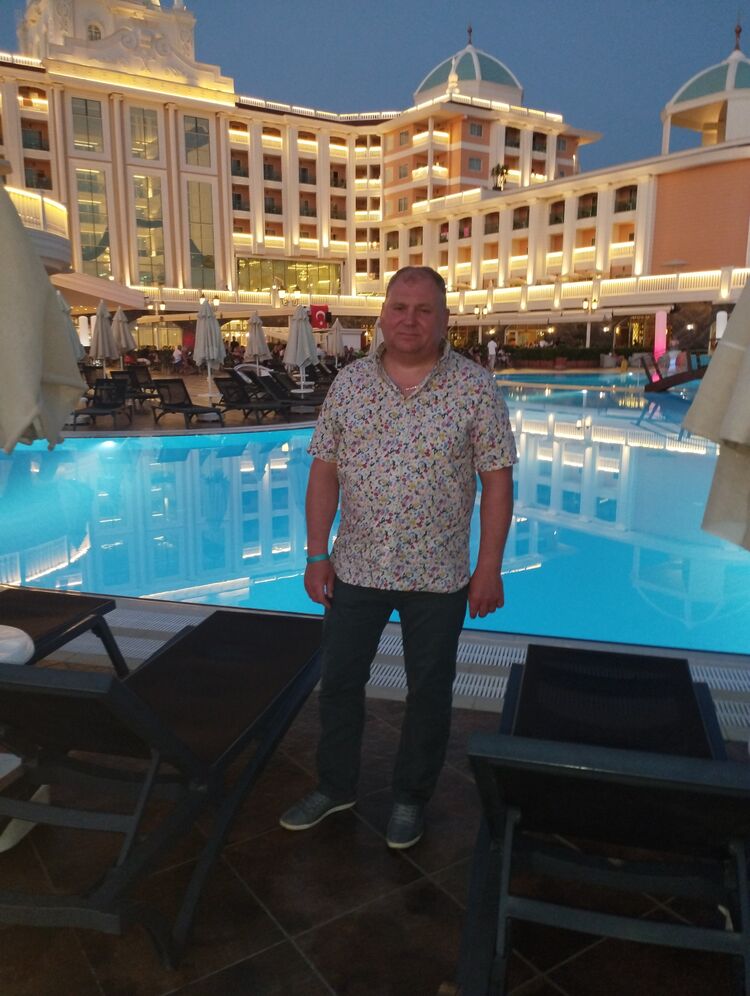  54456045  , 52 ,    -