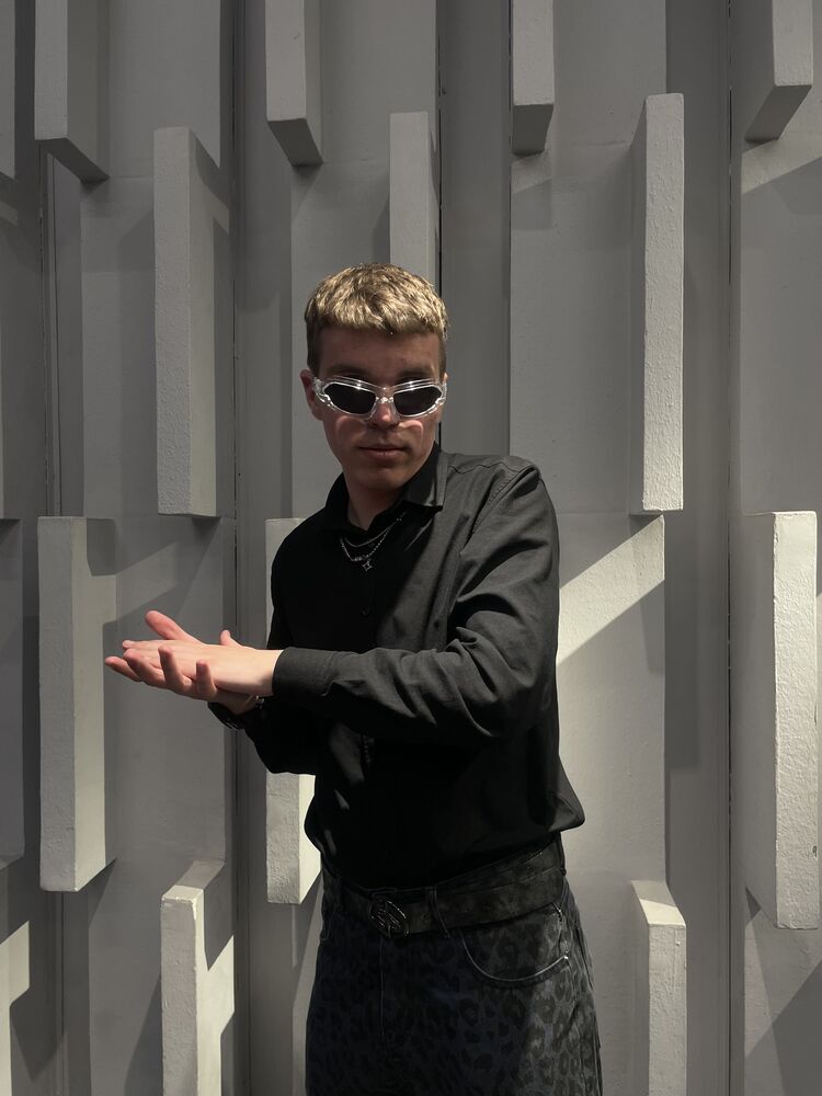  ,   , 18 ,   ,   
