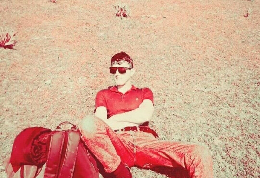  46164385  Asian, 22 ,    