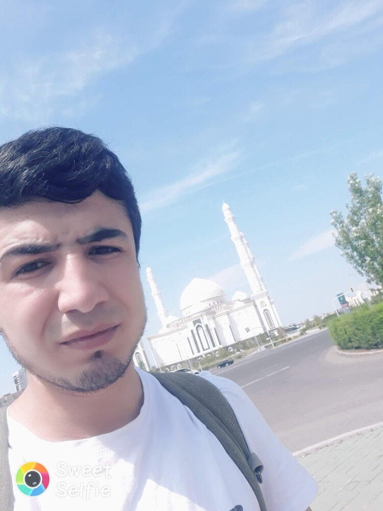  ,   Ali, 32 ,   ,   , c 