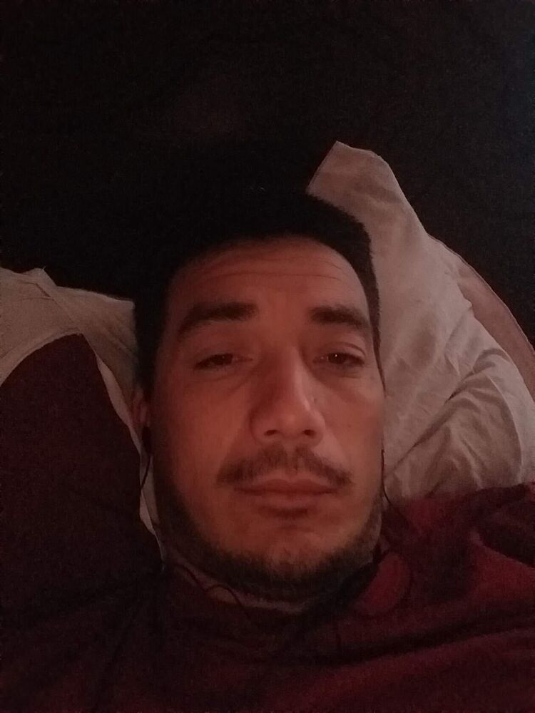 32282985  , 37 ,    