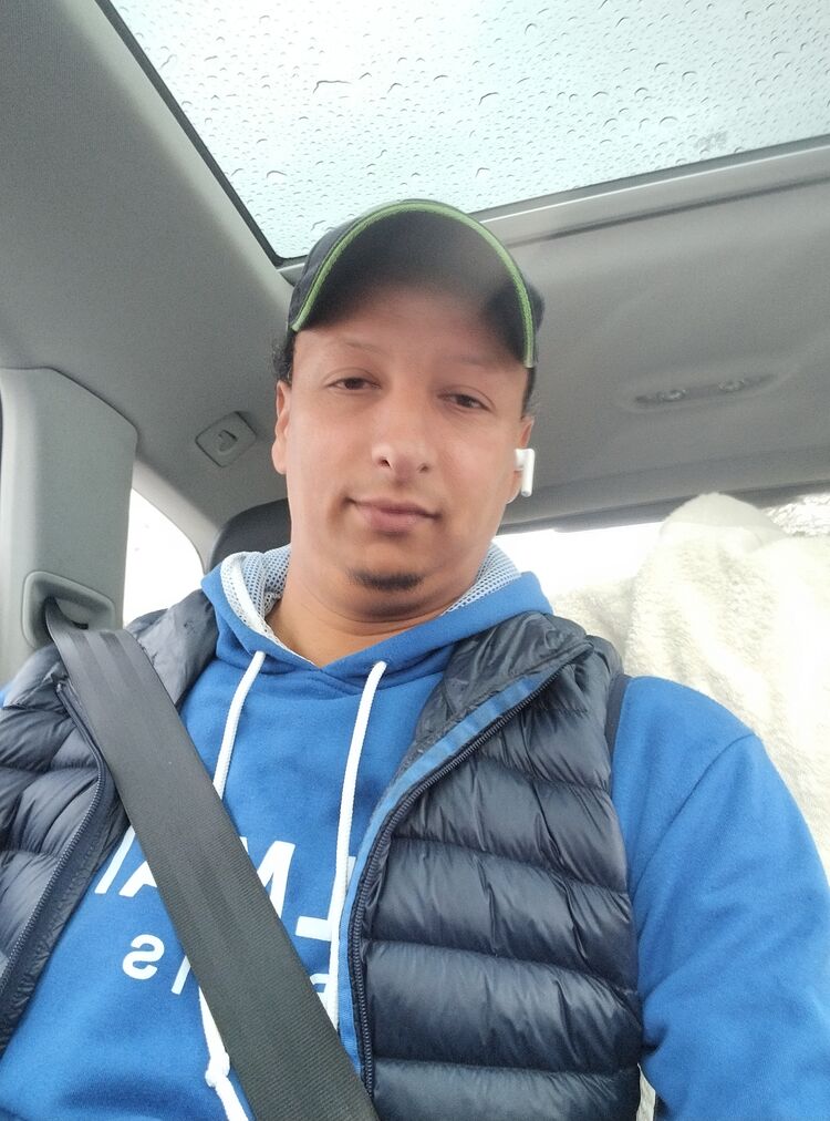  50874385  Houxni, 42 ,    Alba Iulia