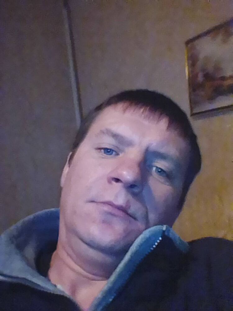  14950265  Pavel, 37 ,    