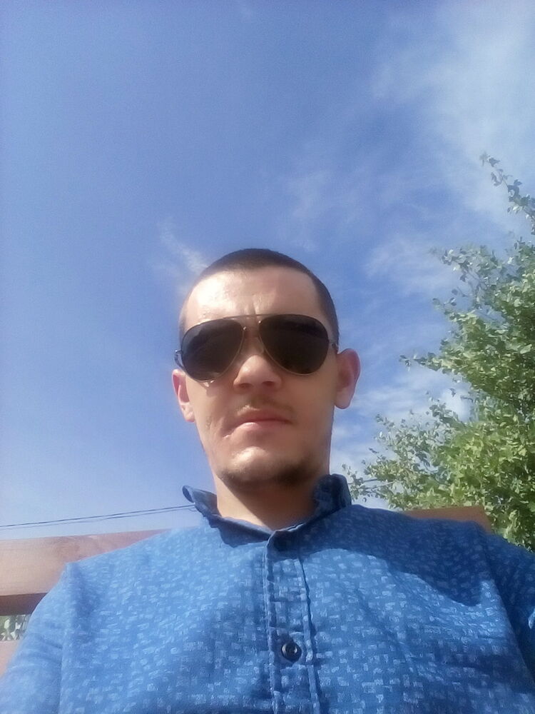 ,   Ruslan, 35 ,   ,   , c 