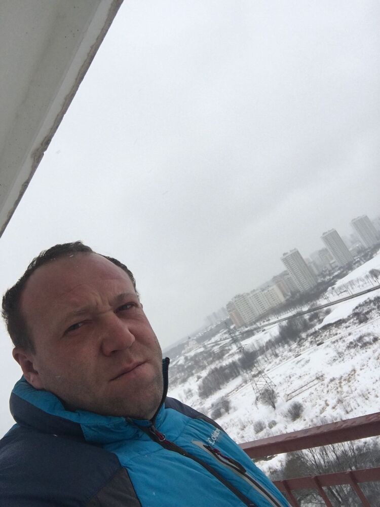  23306805  , 37 ,    