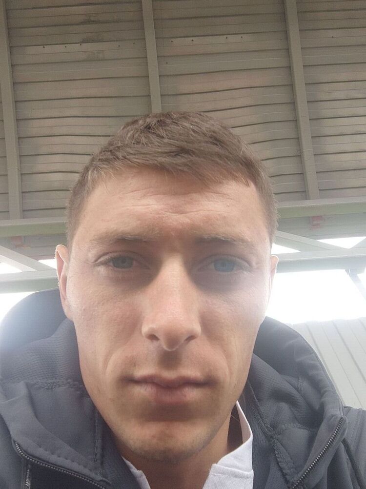  ,   Vano, 27 ,   ,   