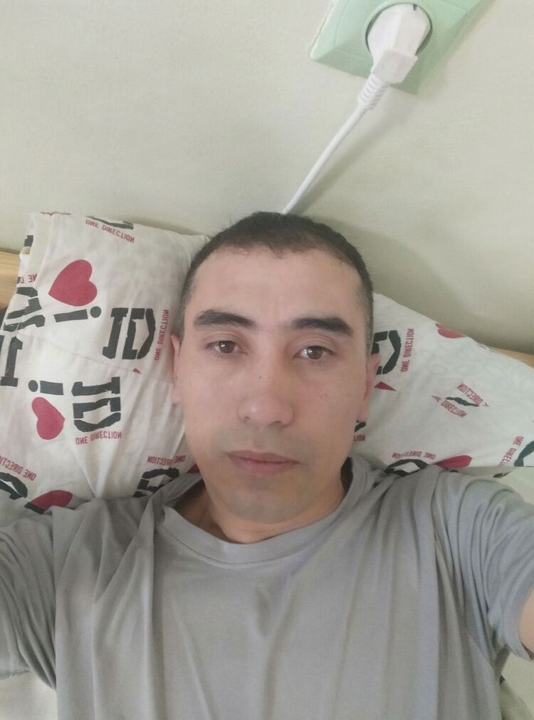  47029685  , 40 ,    Zary