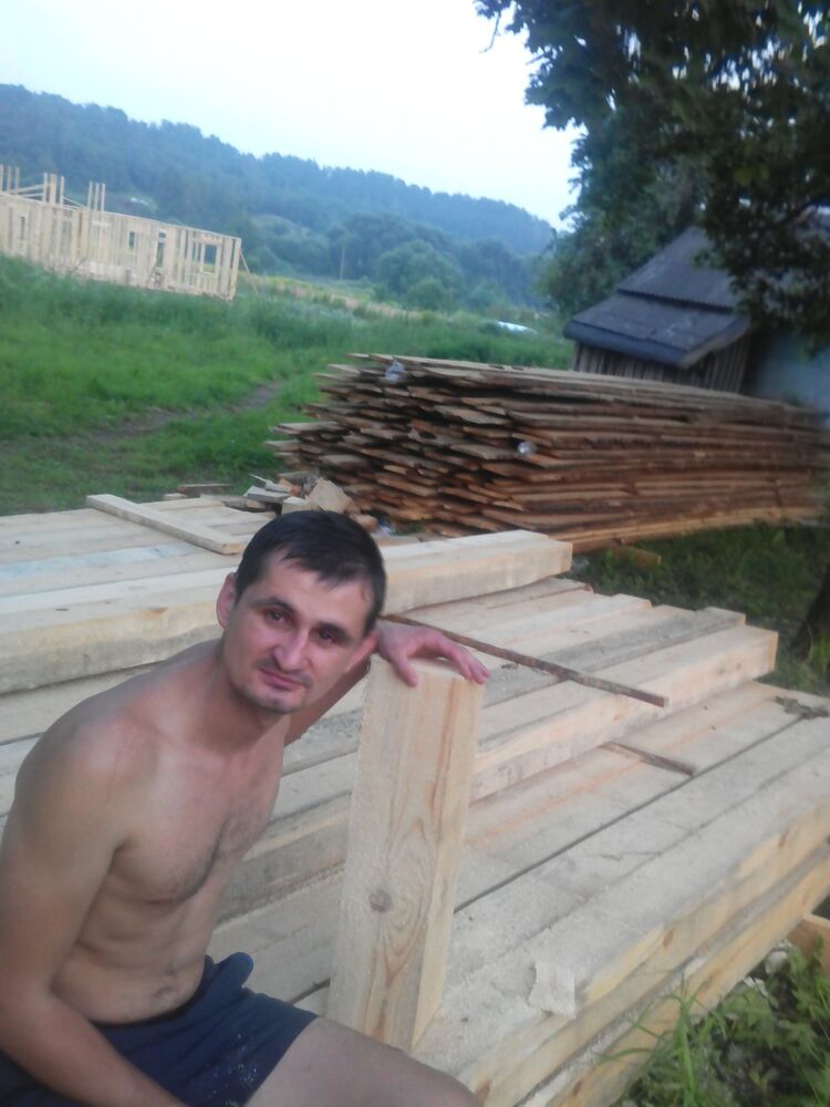  8803075  Andrey, 35 ,    