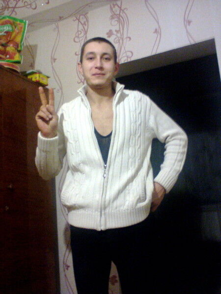  ,   Sasha, 36 ,   
