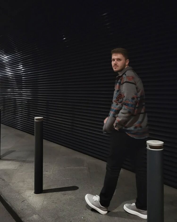 ���� 56212805 ������� �����, 32 ����, ���� ���������� � �����������