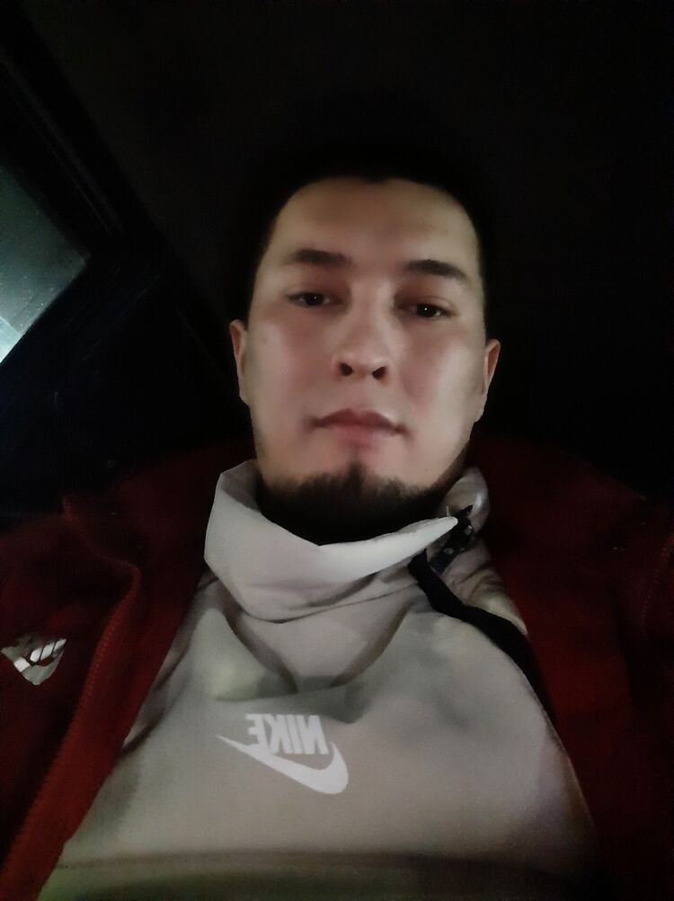  32863215  Pavel, 28 ,    