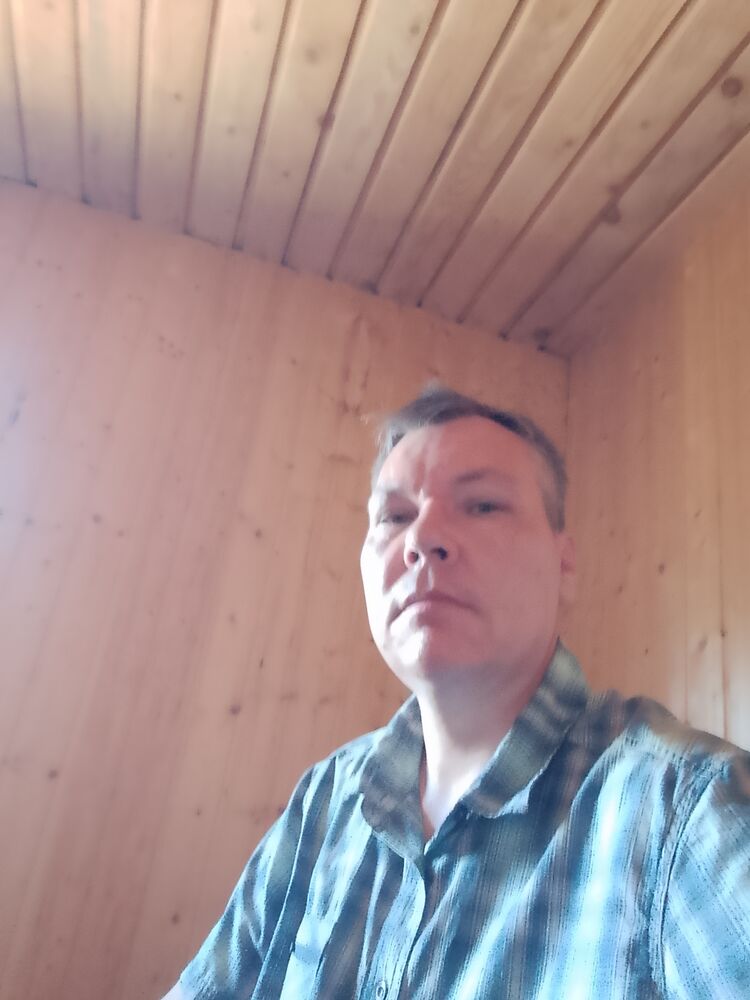  46040395  , 53 ,    