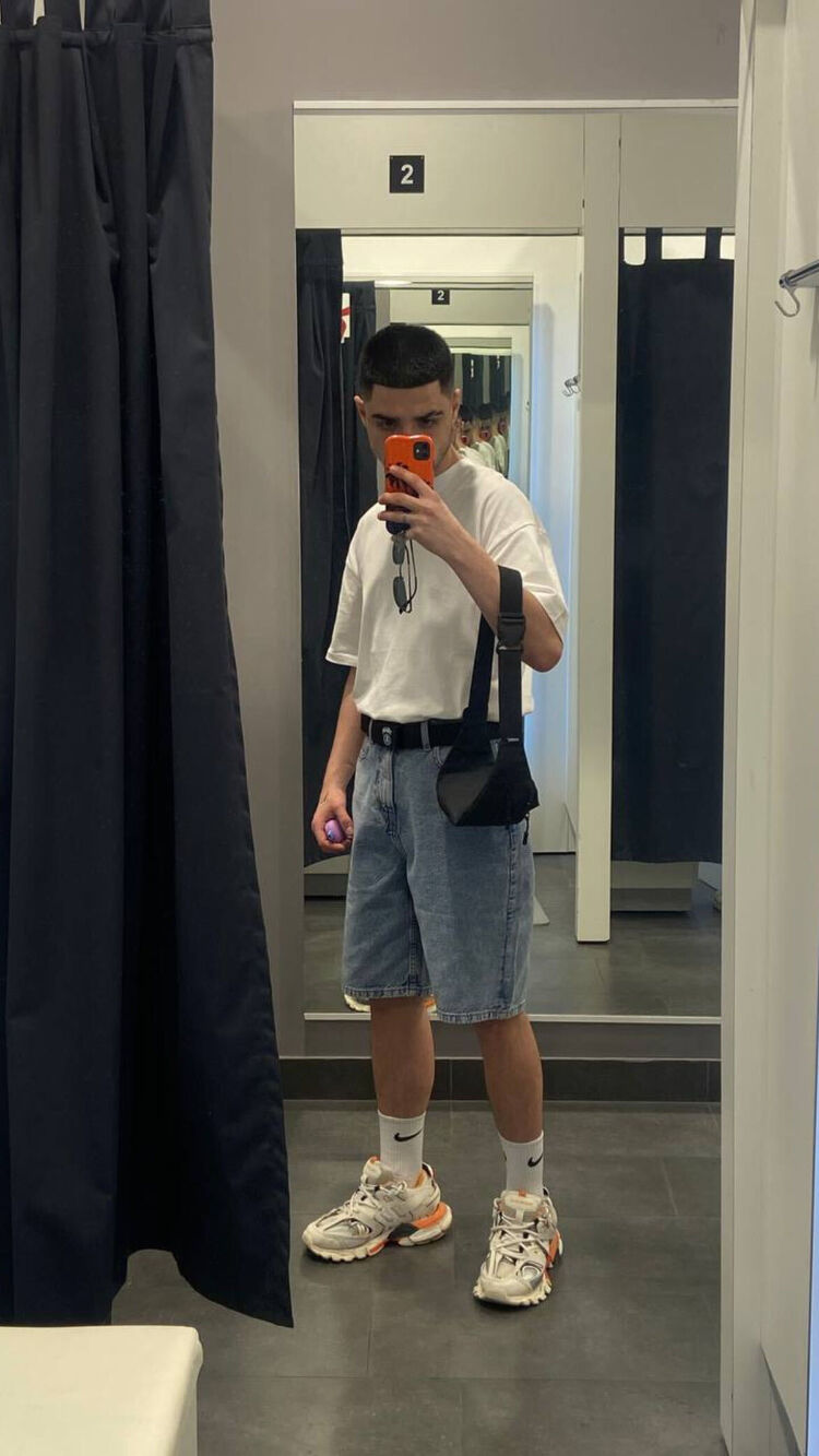  ,   Nik, 23 ,   , 
