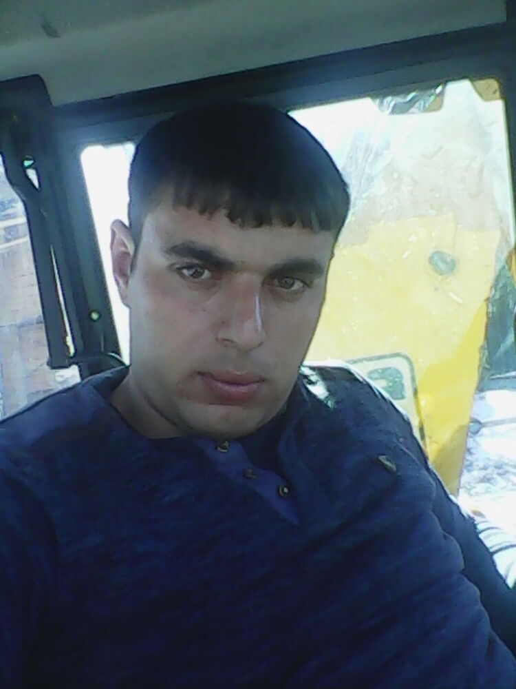  5776315  Arseni, 36 ,    