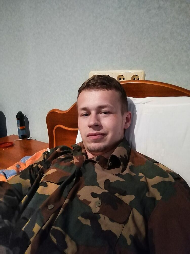  ,   Aleksandr, 26 ,   ,   , c 