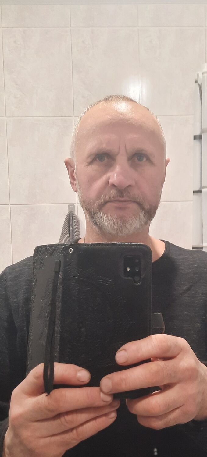  40697355  , 61 ,    
