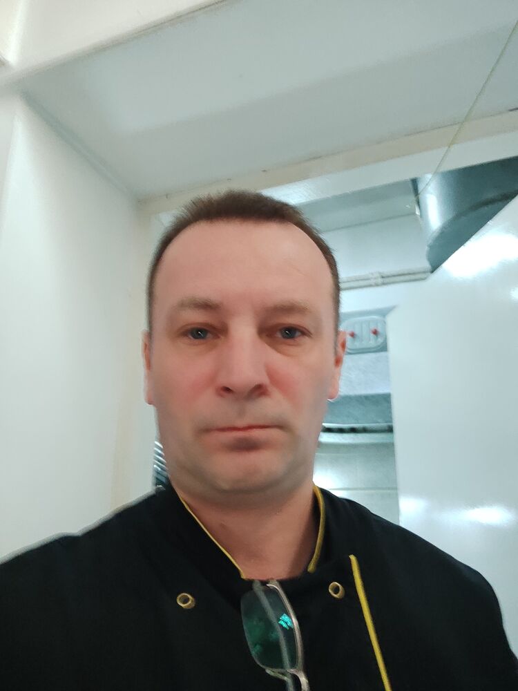  53913305  VlaD, 50 ,    
