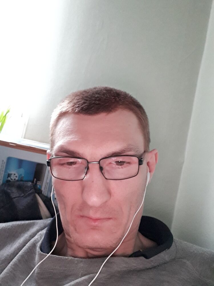  11951475  , 38 ,    