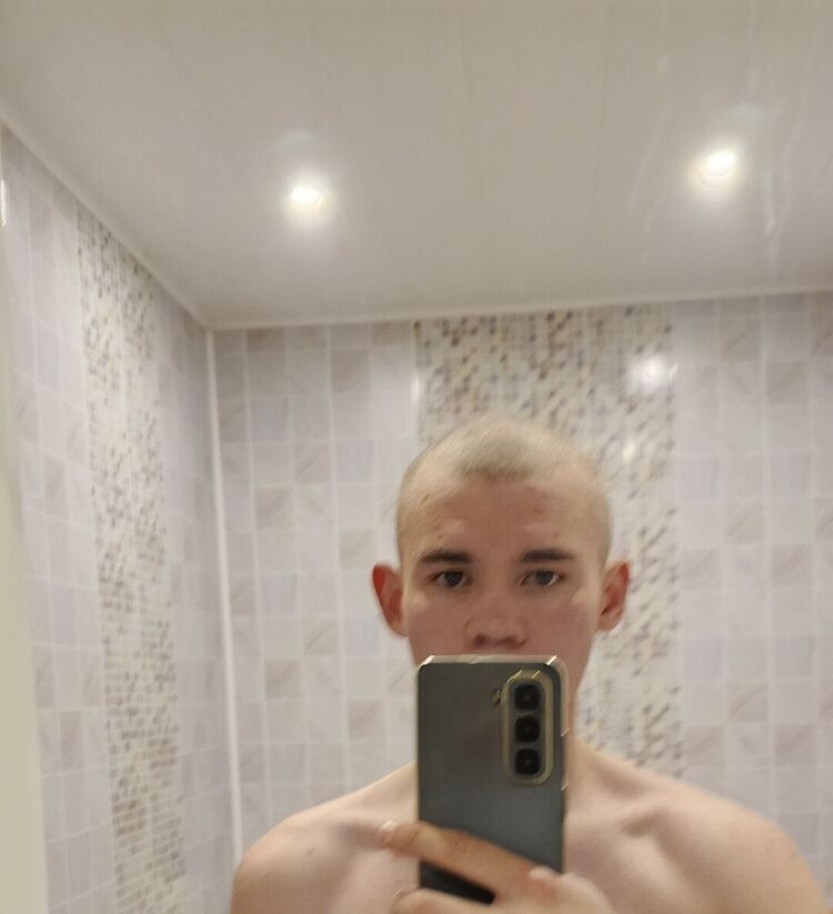  51525495  Danil, 19 ,    