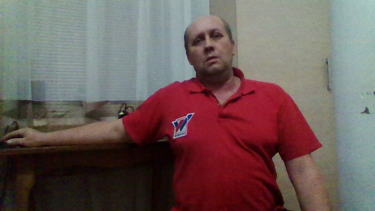  7128475  Igor, 63 ,    